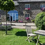 Apartment Victorhof Landurlaub Deine Auszeit Im Gruenen, Umgeben Von Wald & Wiesen